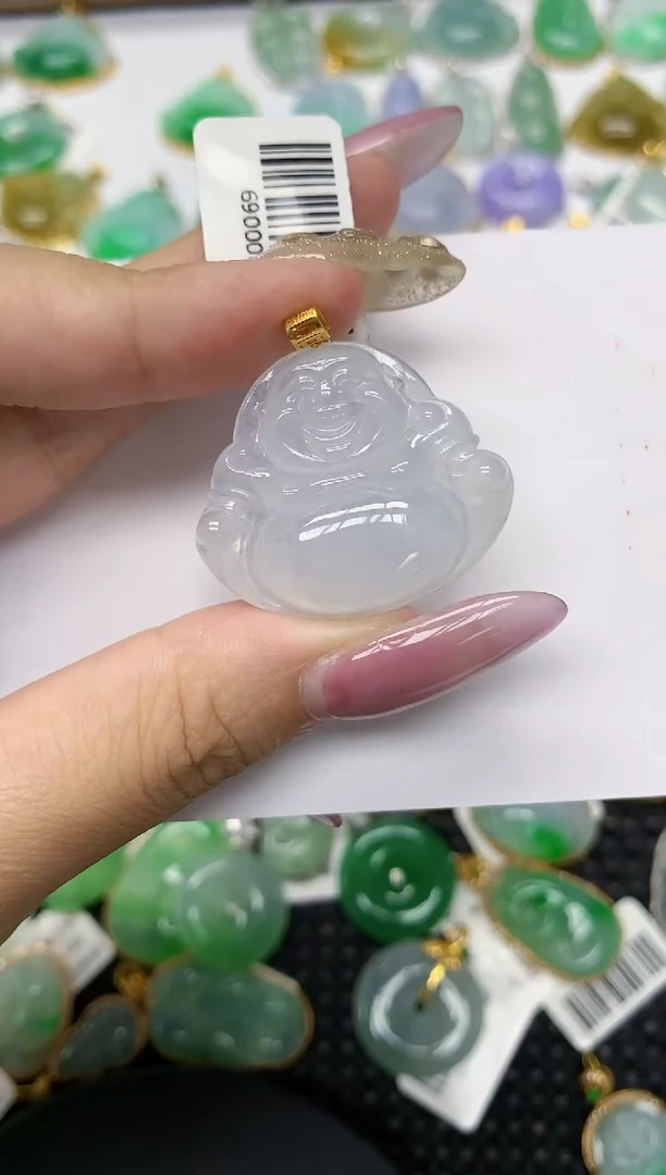 翡翠18K金镶嵌颈饰1111111111