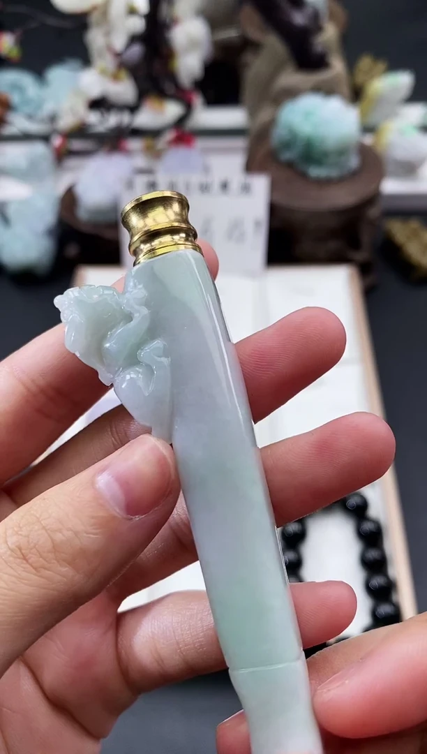 翡翠未镶嵌颈饰天然缅甸A货翡翠