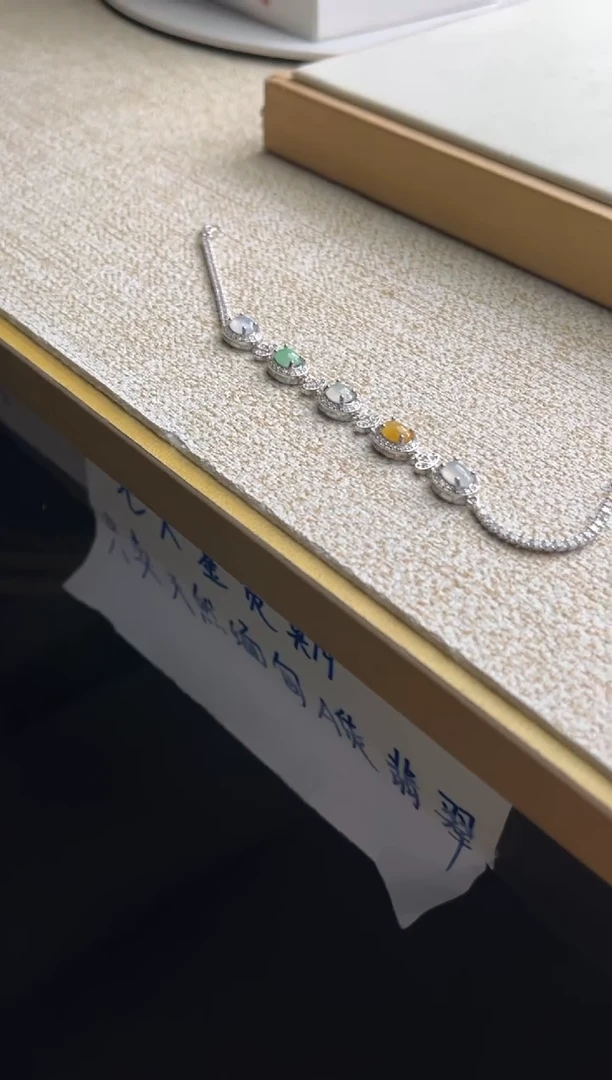 未镶嵌手链翡翠299