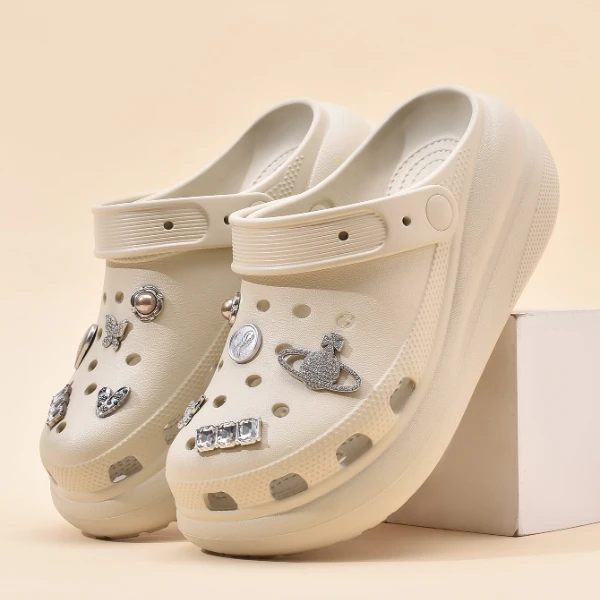 泡芙洞洞鞋女夏季外穿厚底增高防滑经典包头拖踩屎感海边沙滩拖鞋