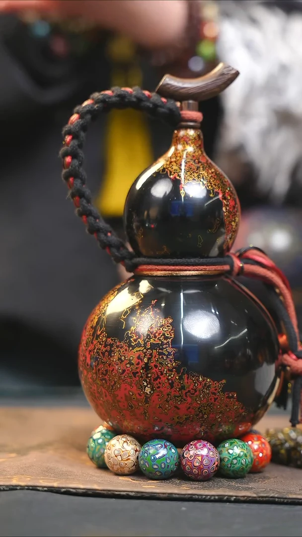 【闪购商品】YG067漆艺酒葫芦不包手串及旋转底座