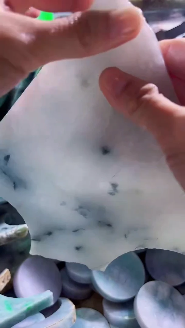 翡翠裸石缅甸翡翠A货柠28