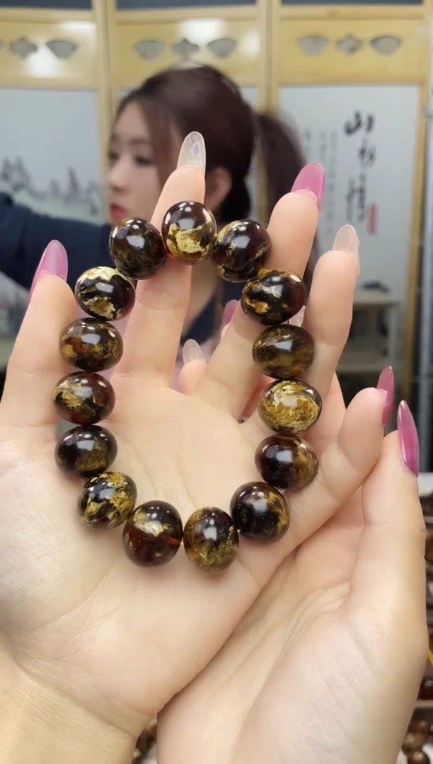 【闪购商品】琥珀裸石未镶嵌17+花珀手串