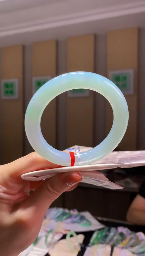 未镶嵌手镯翡翠-C43 圈口 56.1