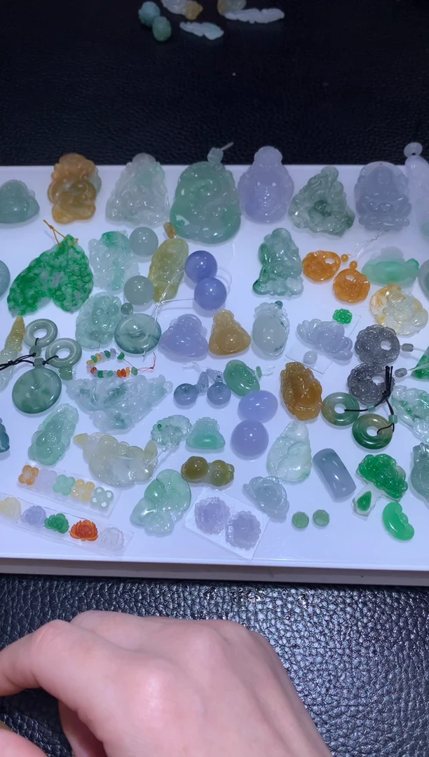 未镶嵌定制翡翠客服咨询链接