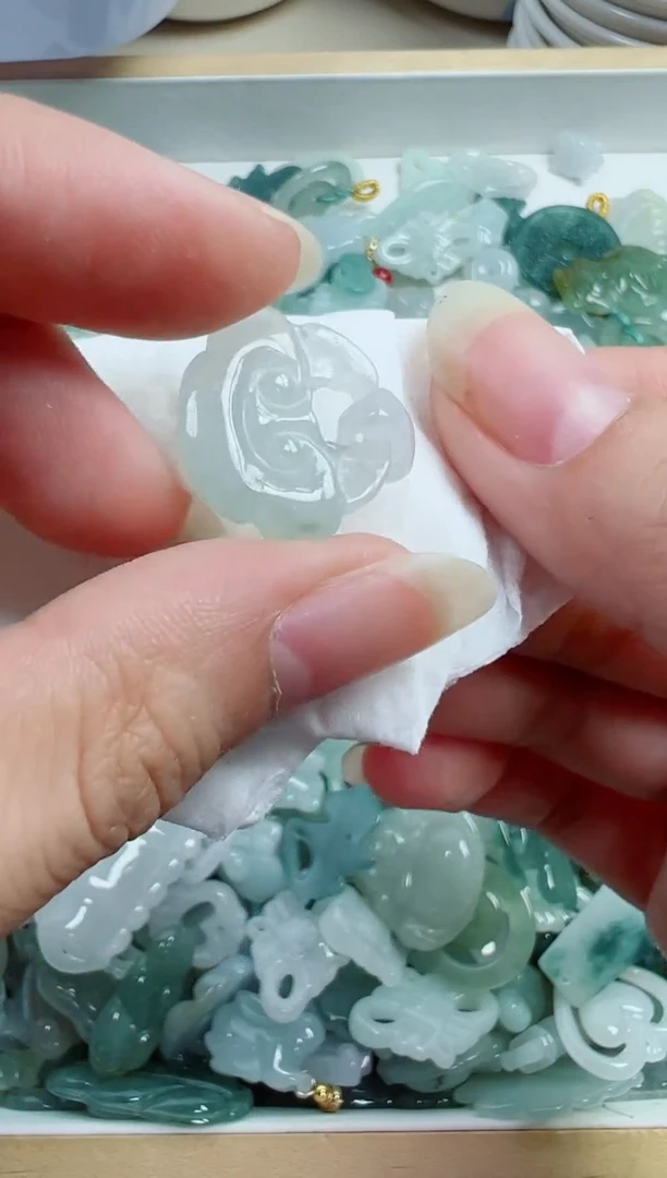 散珠翡翠447号链接，A货翡翠