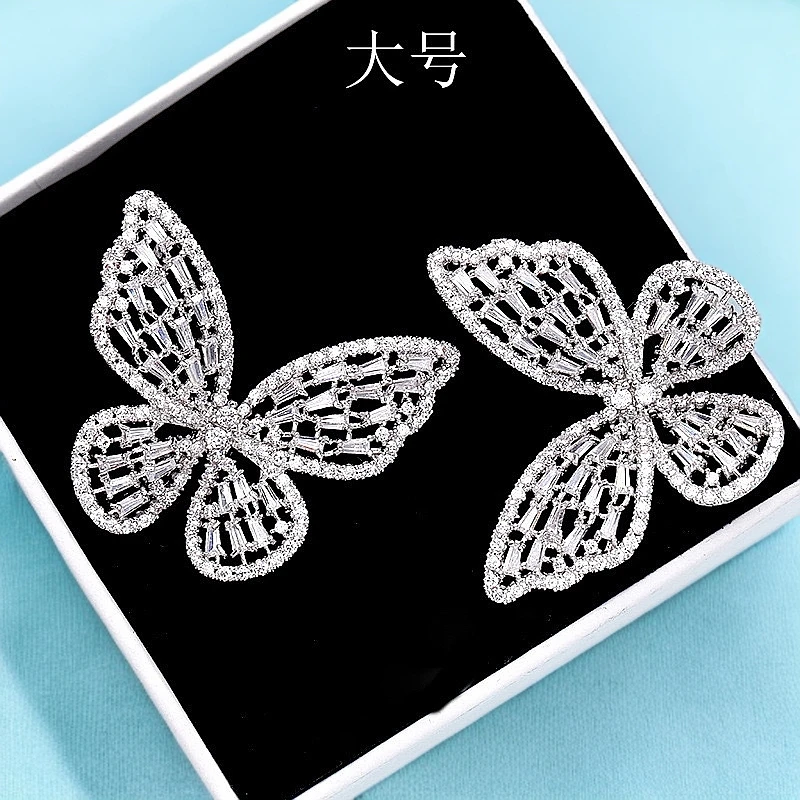 925银耳饰 韩版夸张时尚镂空粉锆石S925银针女网红同款蝴蝶耳钉