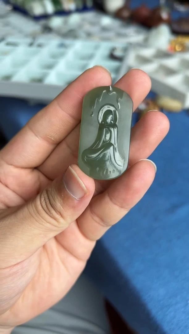 和田玉未镶嵌颈饰悟道