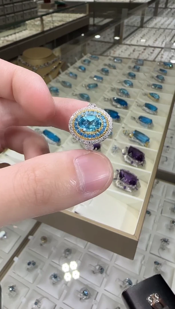 银S925镶嵌戒指托帕石9*7mm设计款