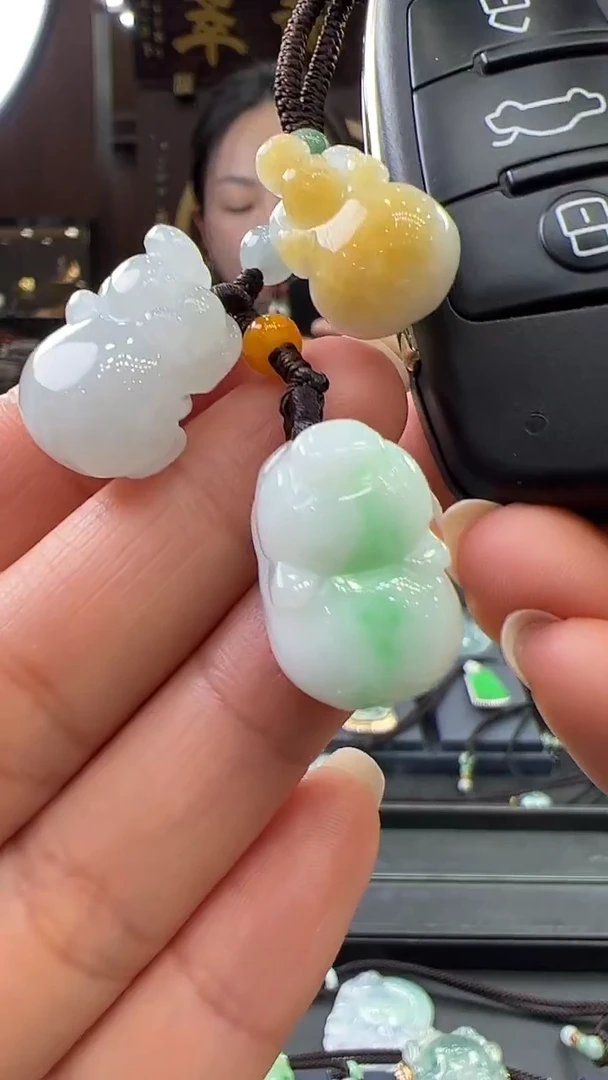 【闪购商品】翡翠挂件未镶嵌猪猪包挂