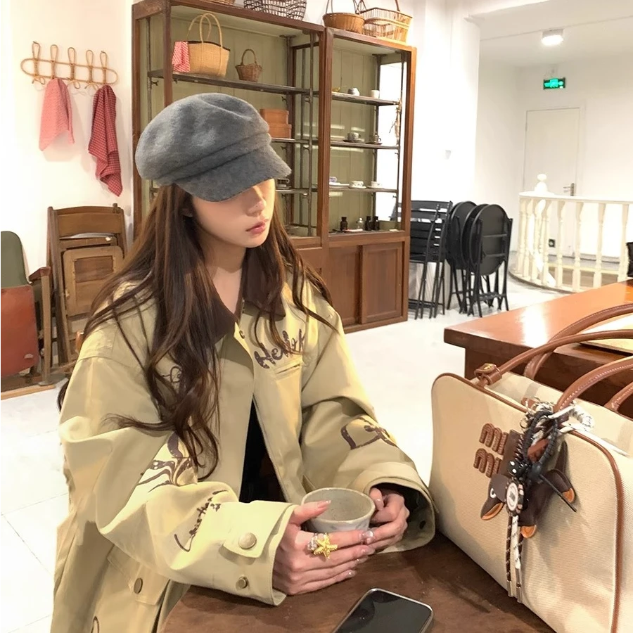 美式卡其色Kitty猫印花百搭风衣女秋季慵懒感宽松显瘦外套无腰绳