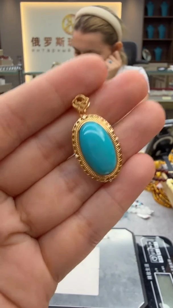 绿松石未镶嵌颈饰110秒拍号 假一罚三