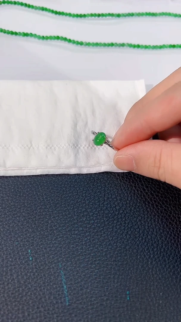 颈饰未镶嵌翡翠? 缅料A货/支持复检/一件