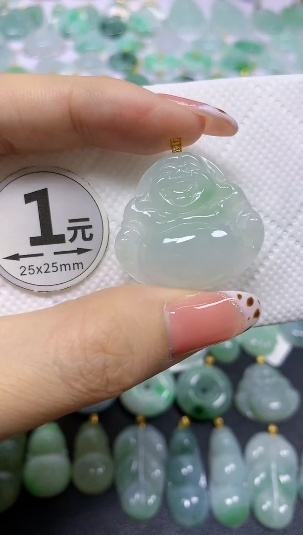 颈饰18K金镶嵌翡翠天然翡翠A货