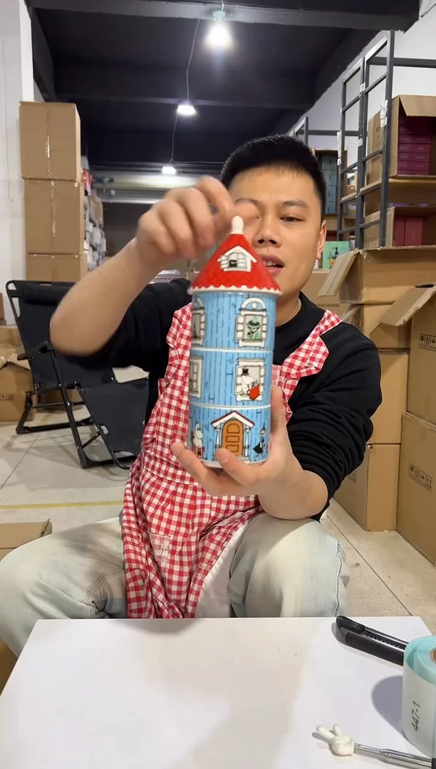 【闪购商品】杯姆明房子三层罐 陶瓷