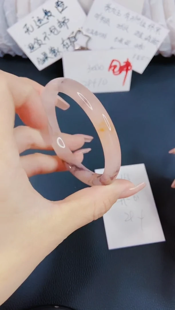 【闪购商品】石英质玉手镯未镶嵌H66-59/60