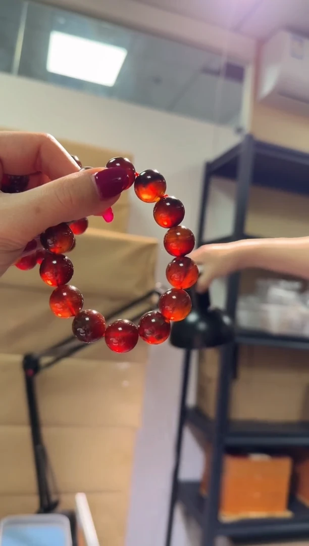 【闪购商品】琥珀手链未镶嵌15mm血茶变色龙单圈（多样性发起一）