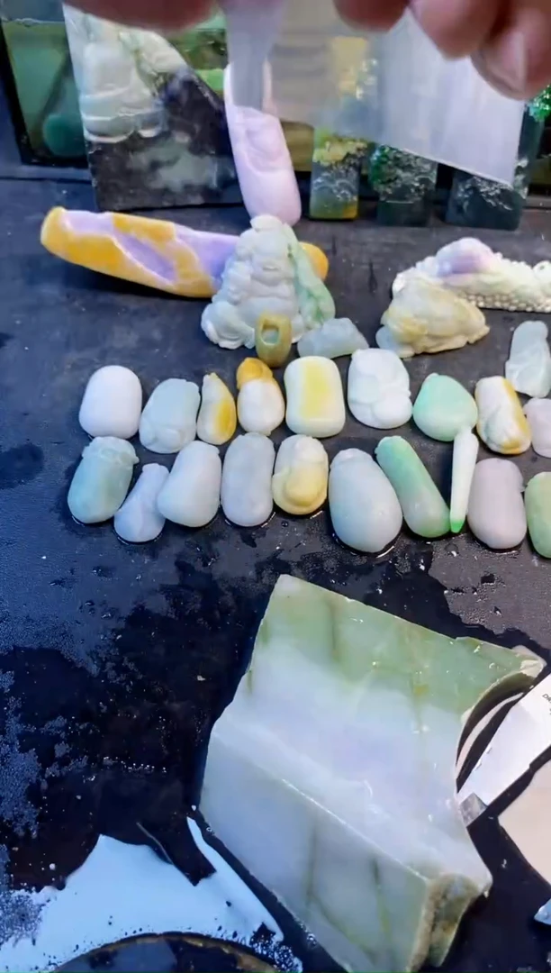 未镶嵌挂件翡翠天然翡翠040