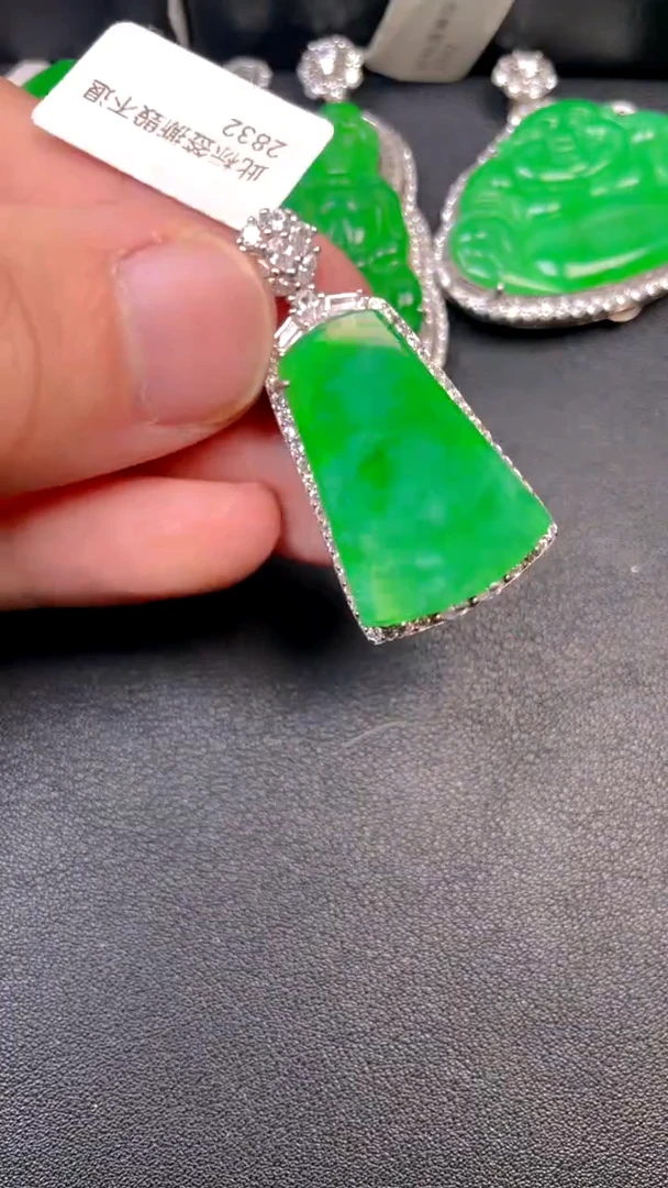 吊坠(不含链)银S925镶嵌翡翠吊坠