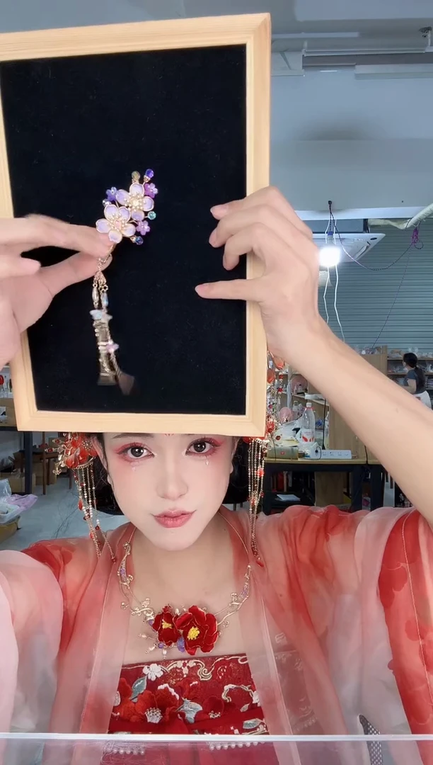 合金无925 非遗绒花夹子带流苏