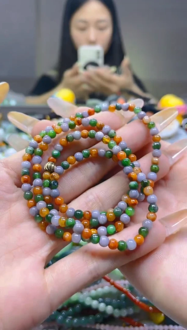 翡翠未镶嵌颈饰4MM/R/翡翠A货一图一物