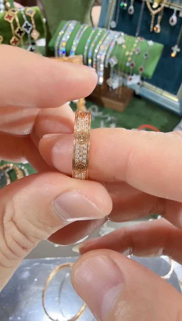 18K金镶嵌戒指/指环钻石戒指