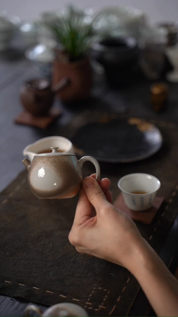 无玉**香大合小满  泽阳老师 柴烧小壶100ml