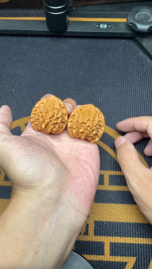 文玩核桃吊坠龙门涧36