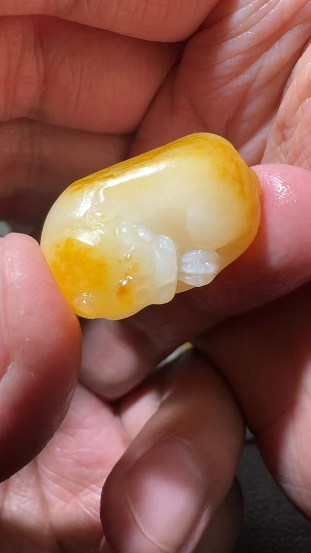 未镶嵌和田玉挂件山*和田玉