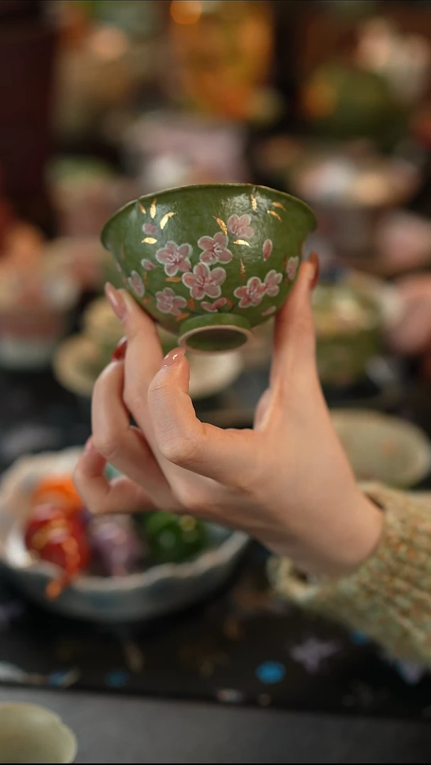 瓷片青橘纯手绘梅花-颜予杯