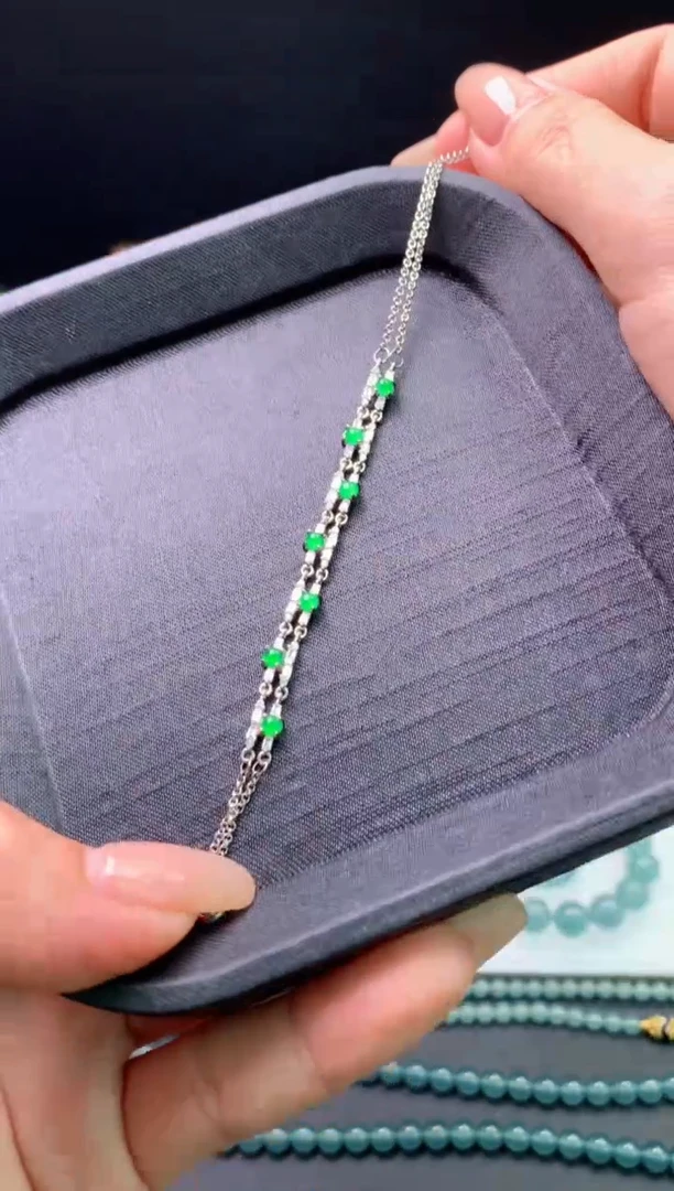 翡翠未镶嵌颈饰0767824062