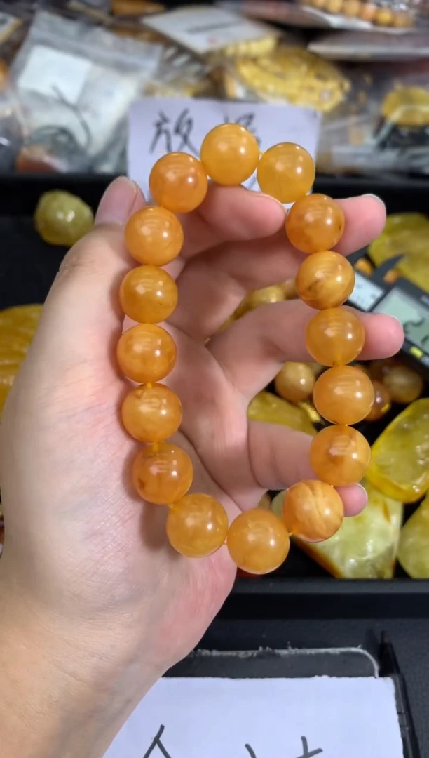 蜜蜡未镶嵌珠宝奇石123