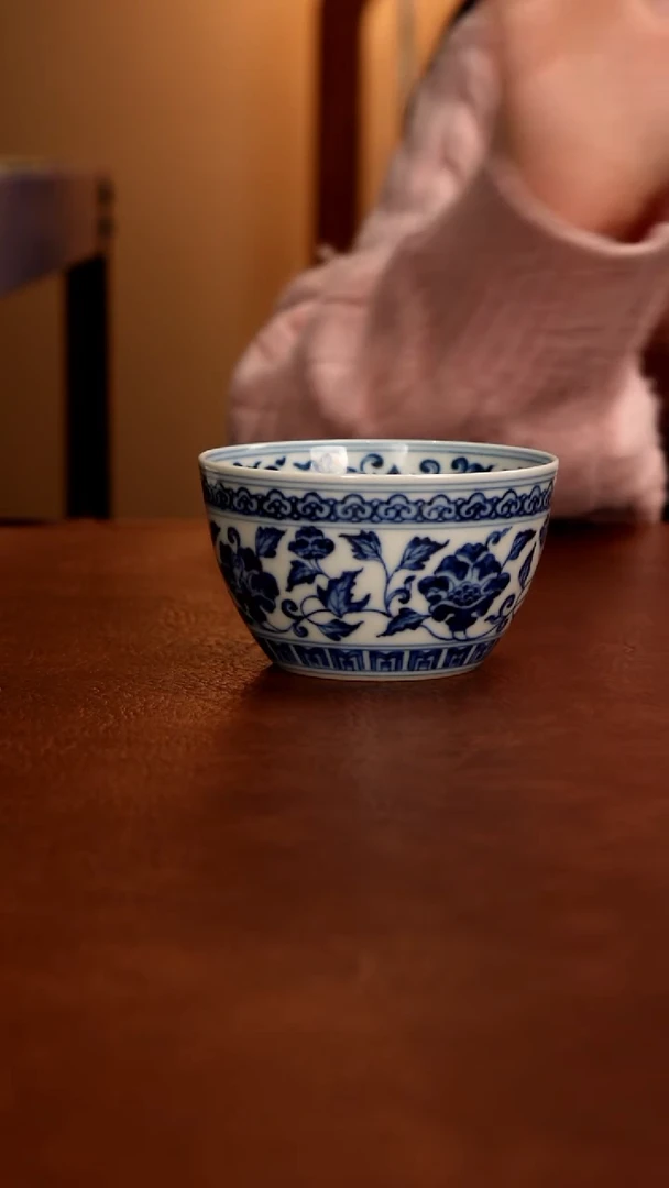 摆件陶遮***看景德镇瓷器，明成化青花瓷手绘茶具~