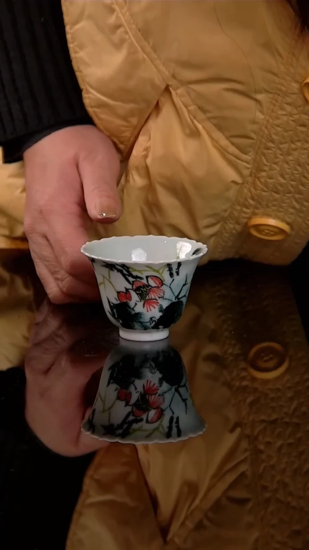 李华手绘釉中五彩墨荷花口杯