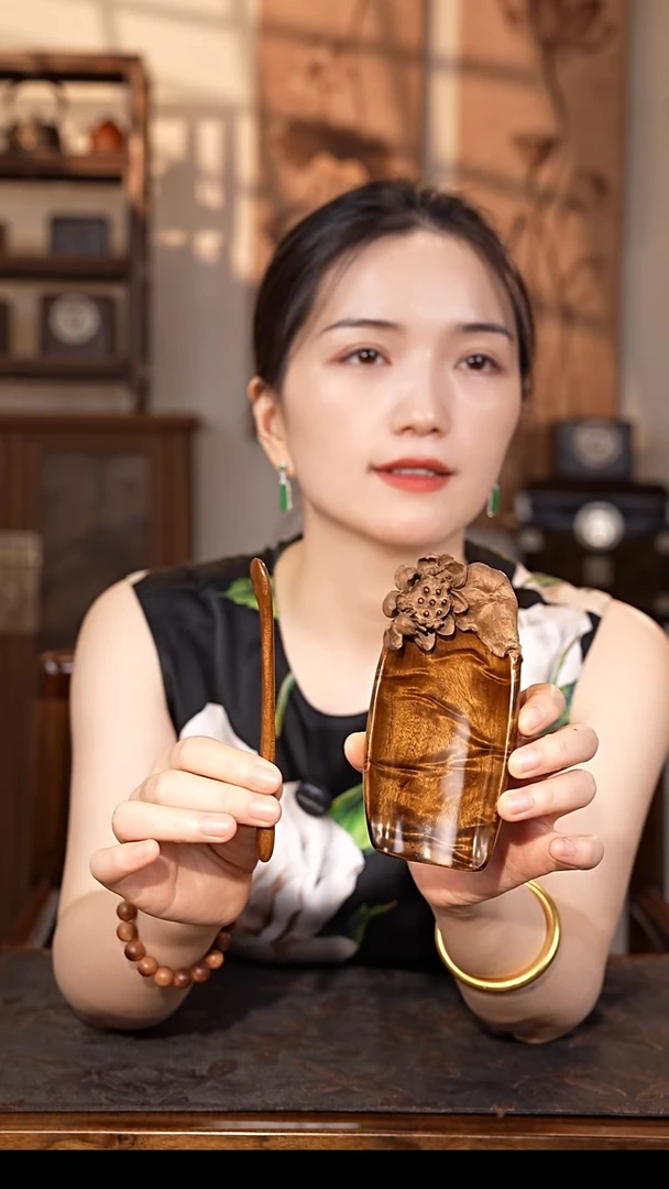 乌木类家具金丝楠阴沉木 满云彩茶则