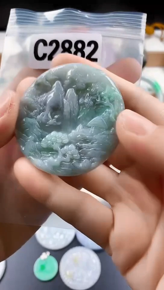 颈饰未镶嵌翡翠天然翡翠吊坠挂件