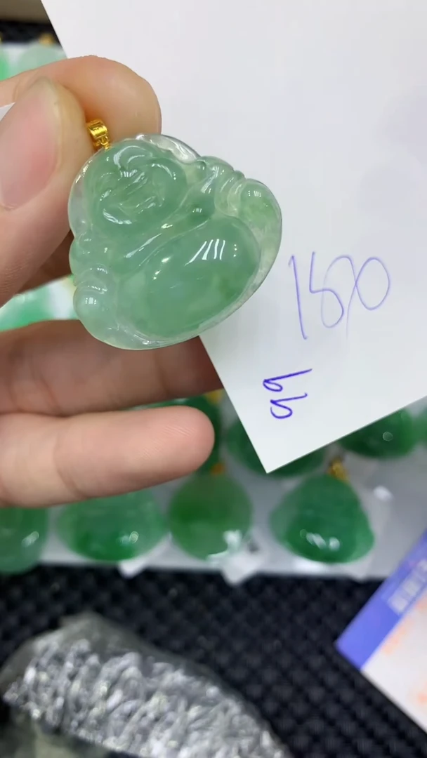 颈饰18K金镶嵌翡翠缅甸A货翡翠