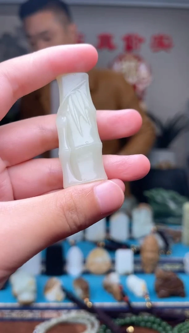 和田玉未镶嵌挂件1