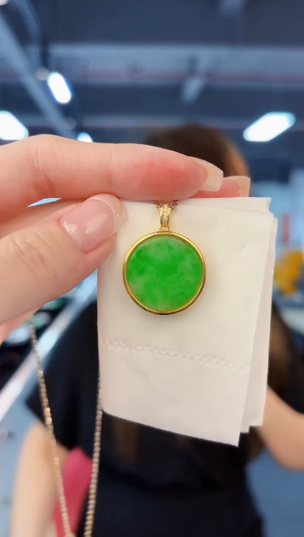 翡翠未镶嵌吊坠(不含链)0033缅料A货/多样性发货/一件