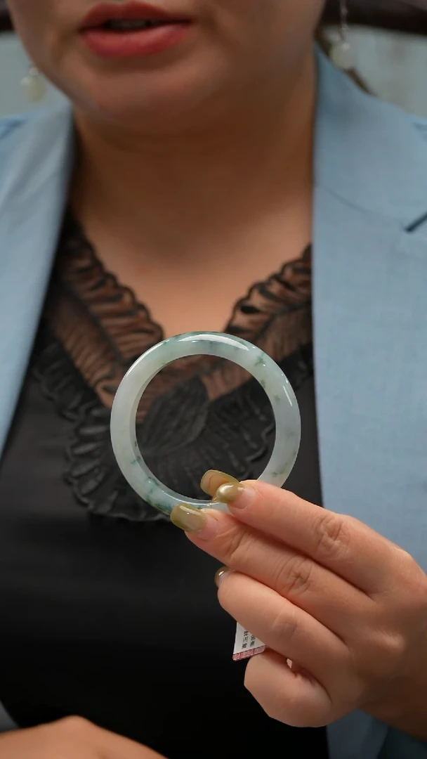 翡翠手镯未镶嵌55号