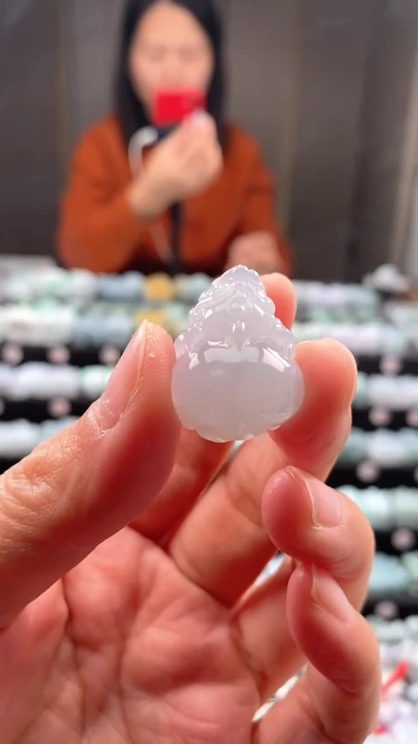 【闪购商品】翡翠颈饰未镶嵌如意貔貅