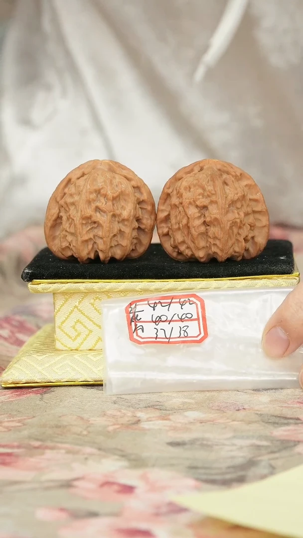 把件文玩核桃白狮子微修