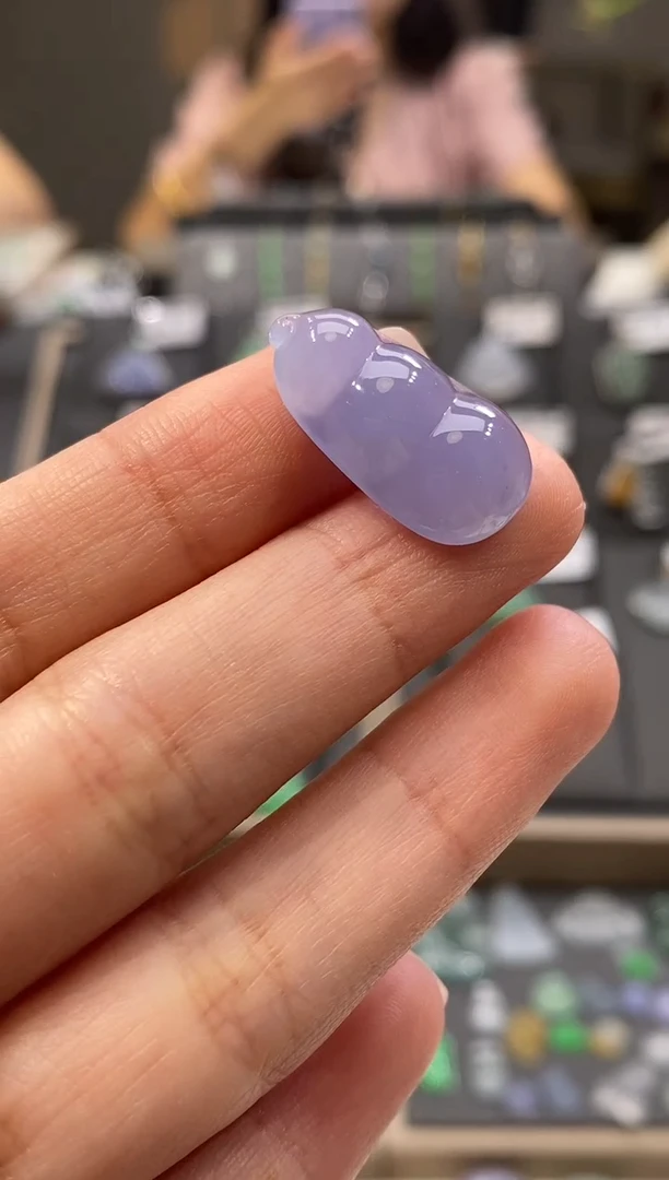 颈饰未镶嵌翡翠豆子