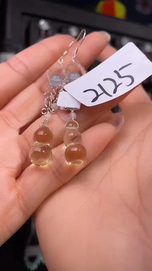 未镶嵌耳饰水晶喜欢拍