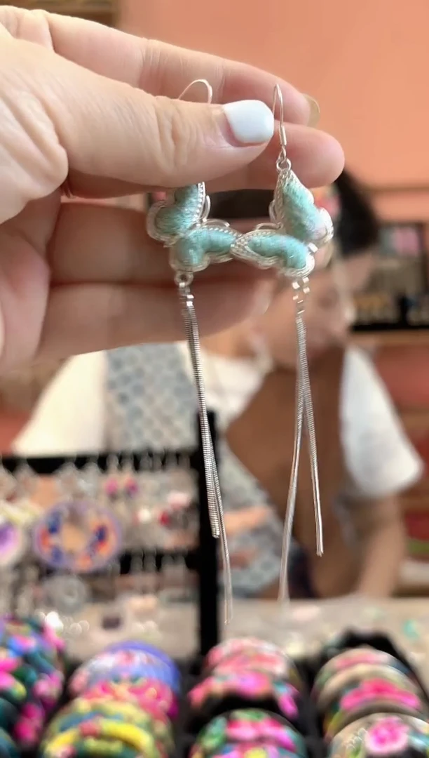 织绣艺枝独绣手工饰品77