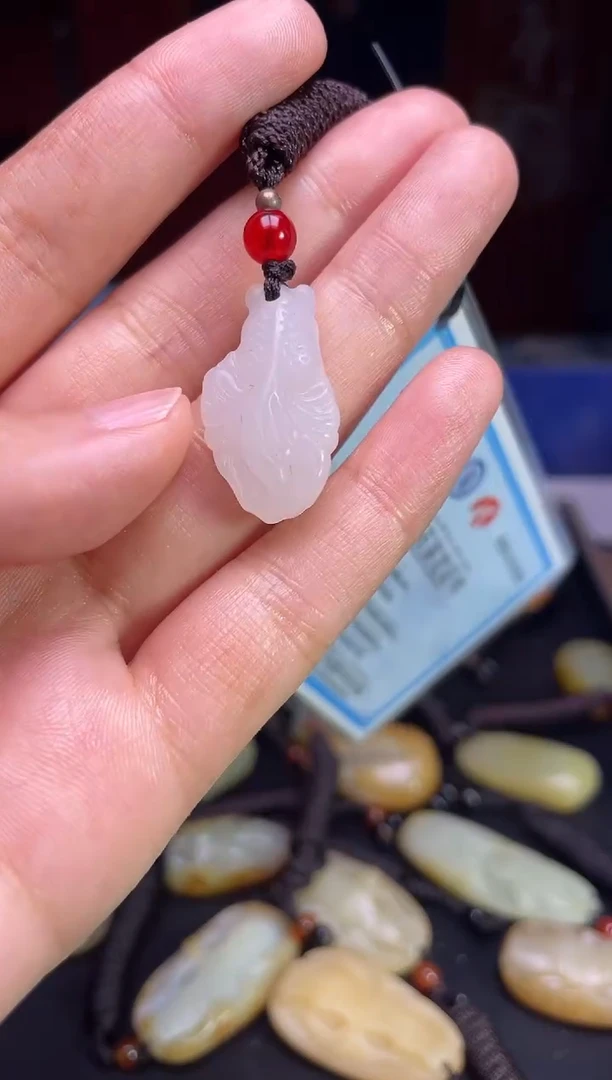 颈饰未镶嵌和田玉123