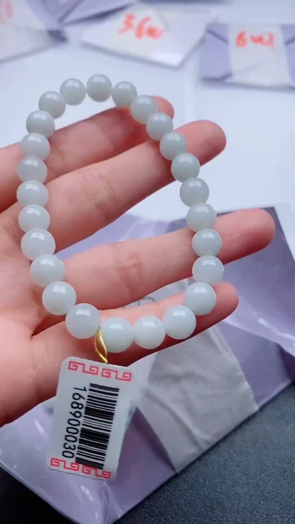 未镶嵌手串翡翠多样性发其一