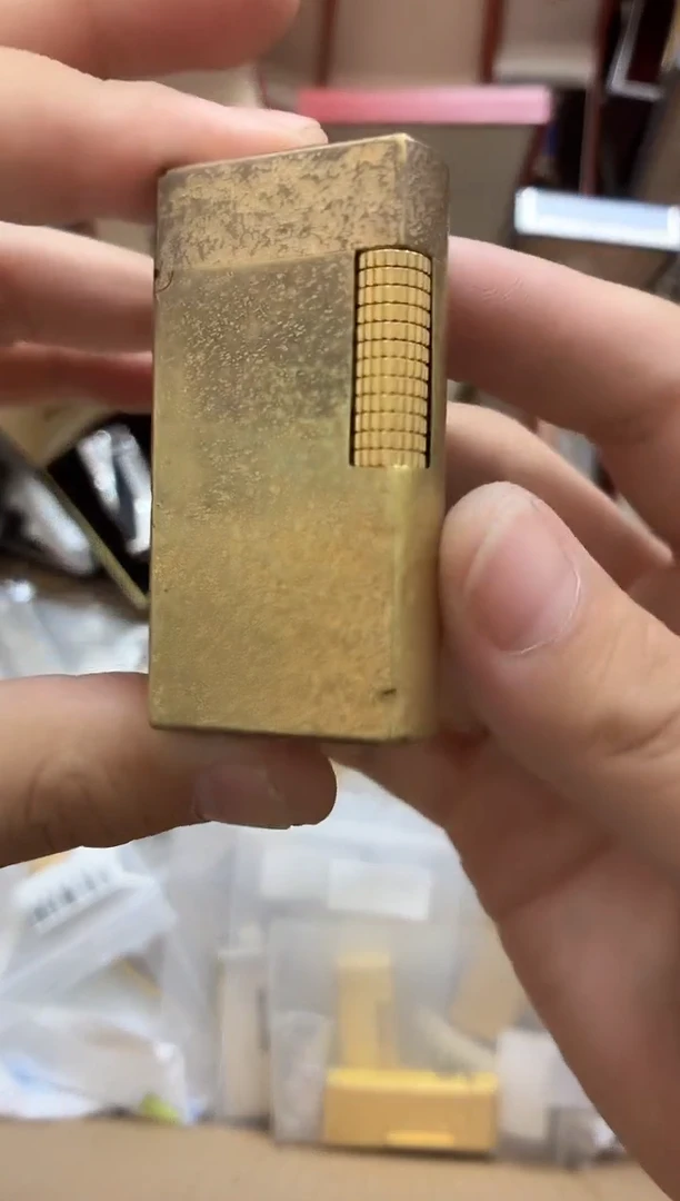 70宽登金色打火机