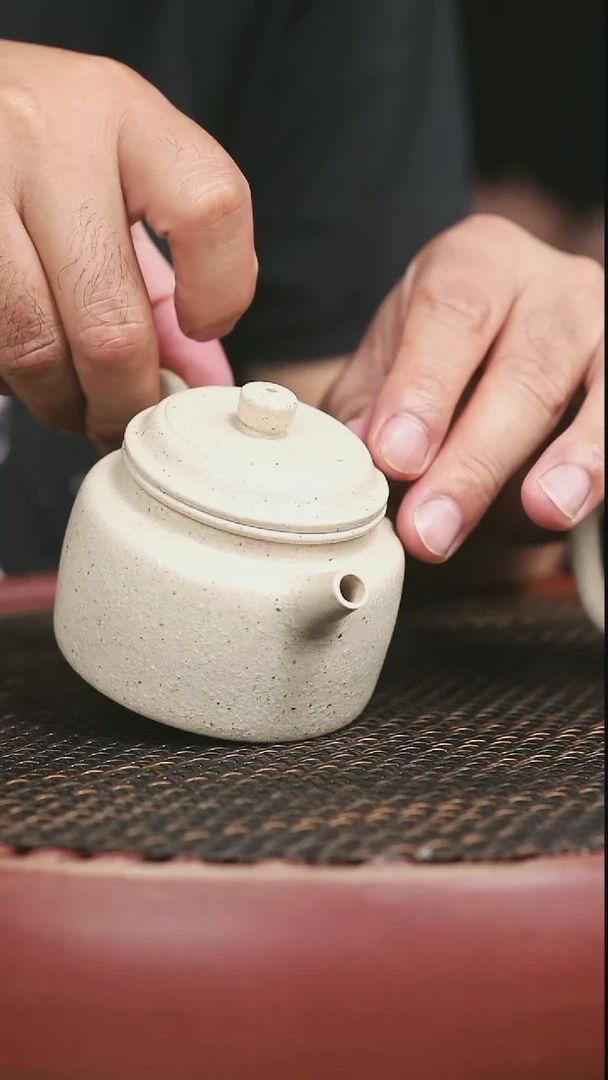 茶壶紫砂白玉段德中150CC
