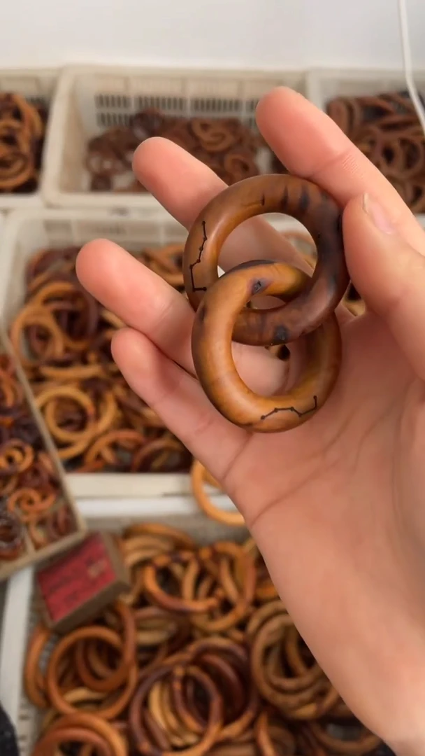 【闪购商品】木枣木刻星款小乾坤圈微瑕随机发